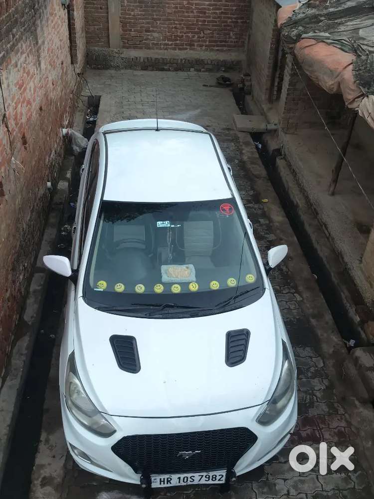 Hyundai Verna 2012