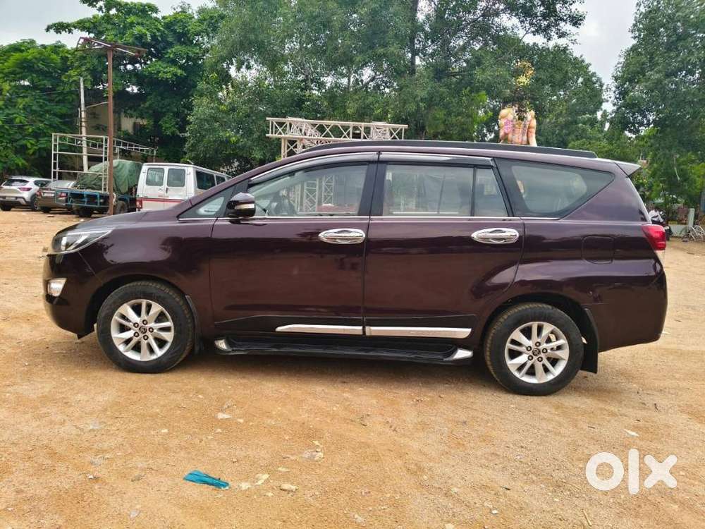 Toyota Innova Crysta 2.4 G Mt 8s, 2016, Diesel