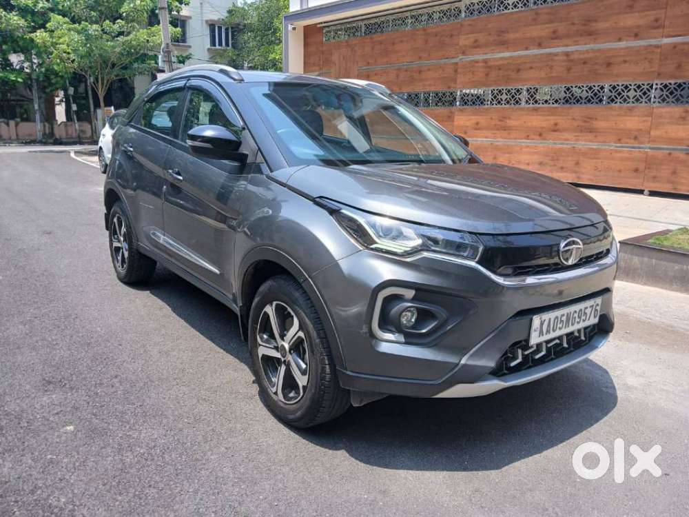 Tata Nexon 1.2 Revotron Xza Plus, 2023, Petrol