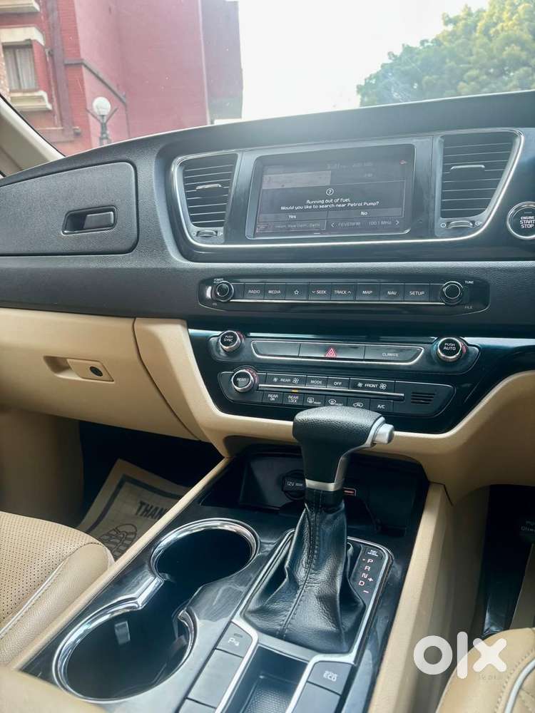 Kia Carnival Limousine, 2023, Diesel