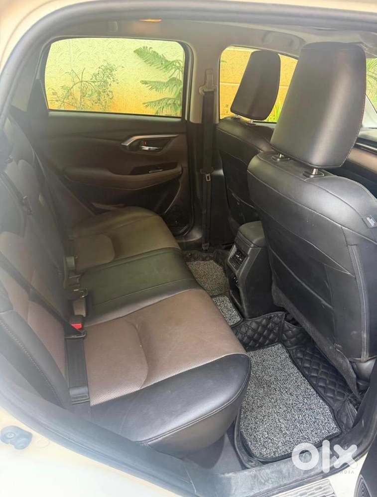 Toyota Urban Cruiser Hyryder 2013 Petrol Good Condition