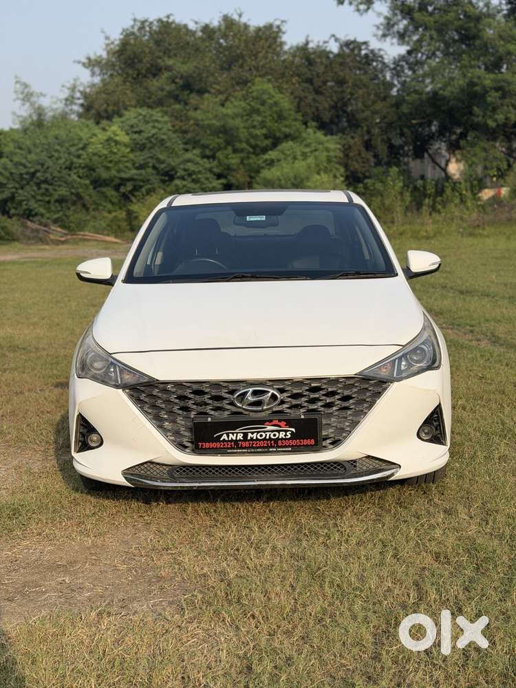 Hyundai Verna Sx 1.5 Petrol Ivt, 2023, Petrol