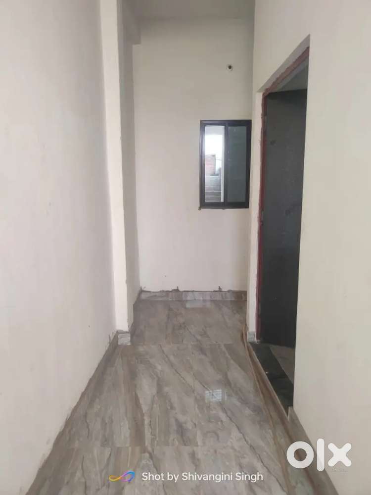 2bhk flat available in Samneghat Lanka varanasi uttar pradesh