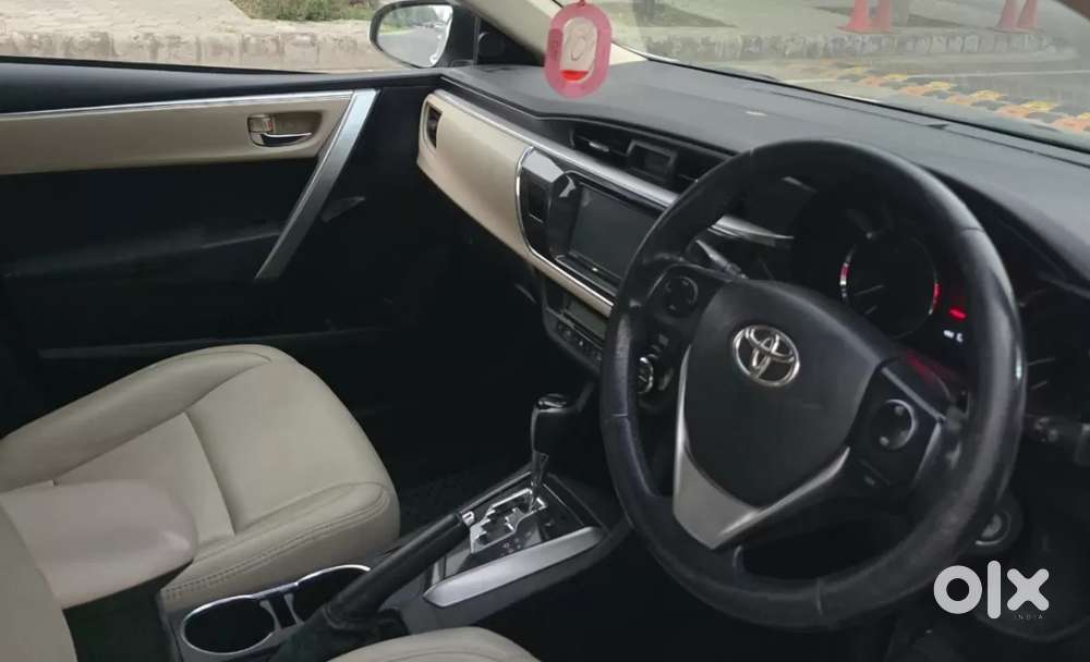 Toyota Corolla Altis 1.8 G Cvt, 2016, Petrol