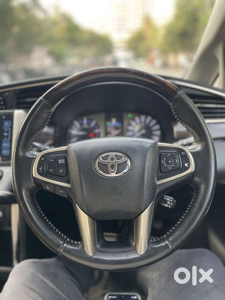 Toyota Innova Crysta 2.8 Zx At 7 Seater, 2018, Diesel
