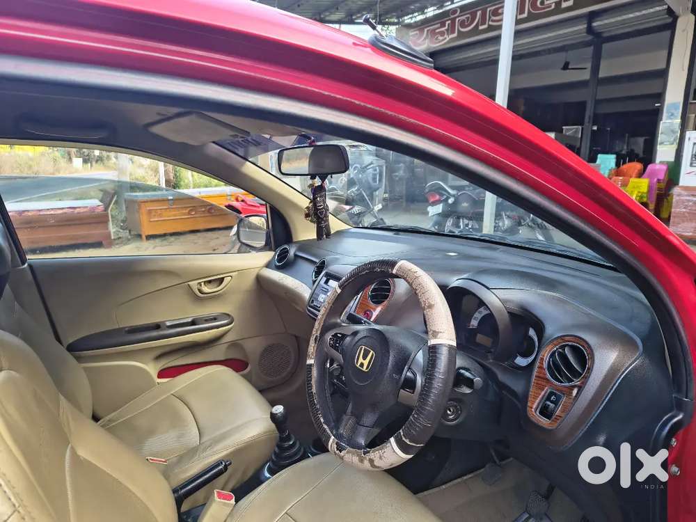 Honda Brio 2012 Petrol Well Maintained