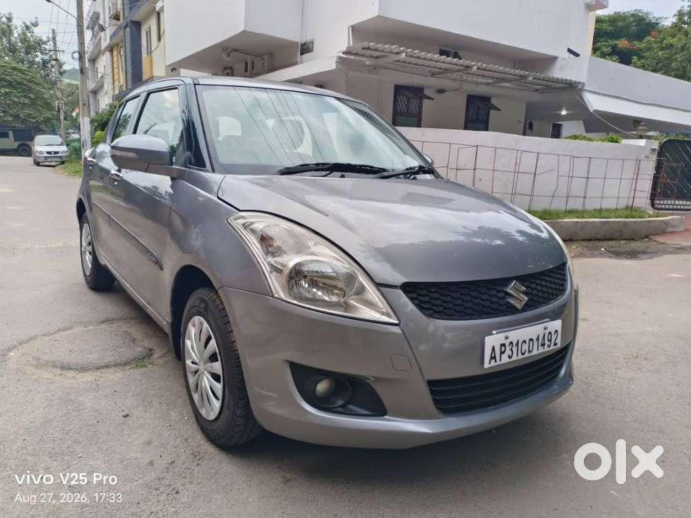 Maruti Suzuki Swift Vxi Ags, 2013, Petrol