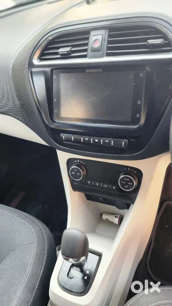 Tata Tiago Revotron Xza Plus Amt 2024