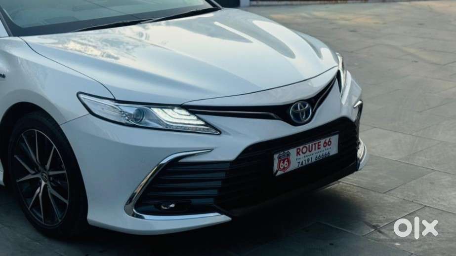 Toyota Camry Hybrid, 2023, Petrol