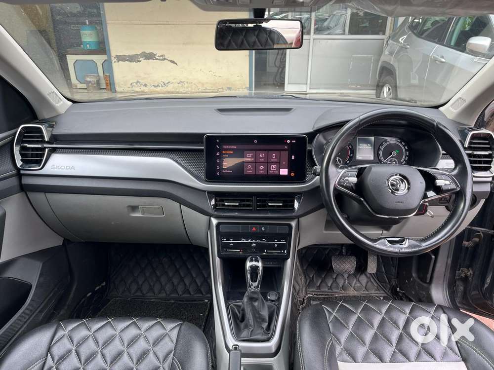 Skoda Kushaq 1.0 Tsi Style At, 2022, Petrol