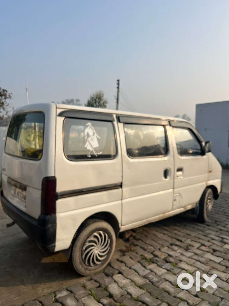 Maruti Suzuki Eeco 2011