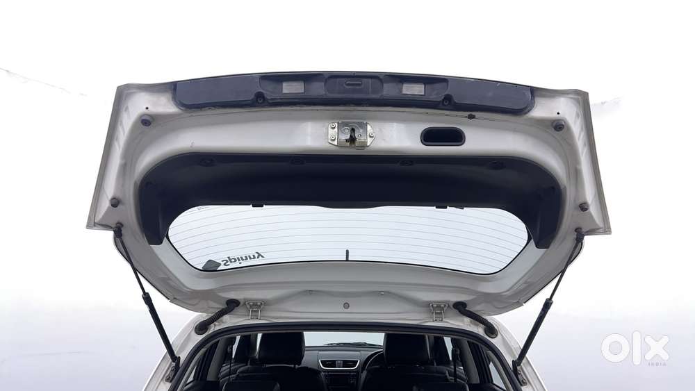 Maruti Suzuki Swift 1.3 Zxi, 2012, Petrol