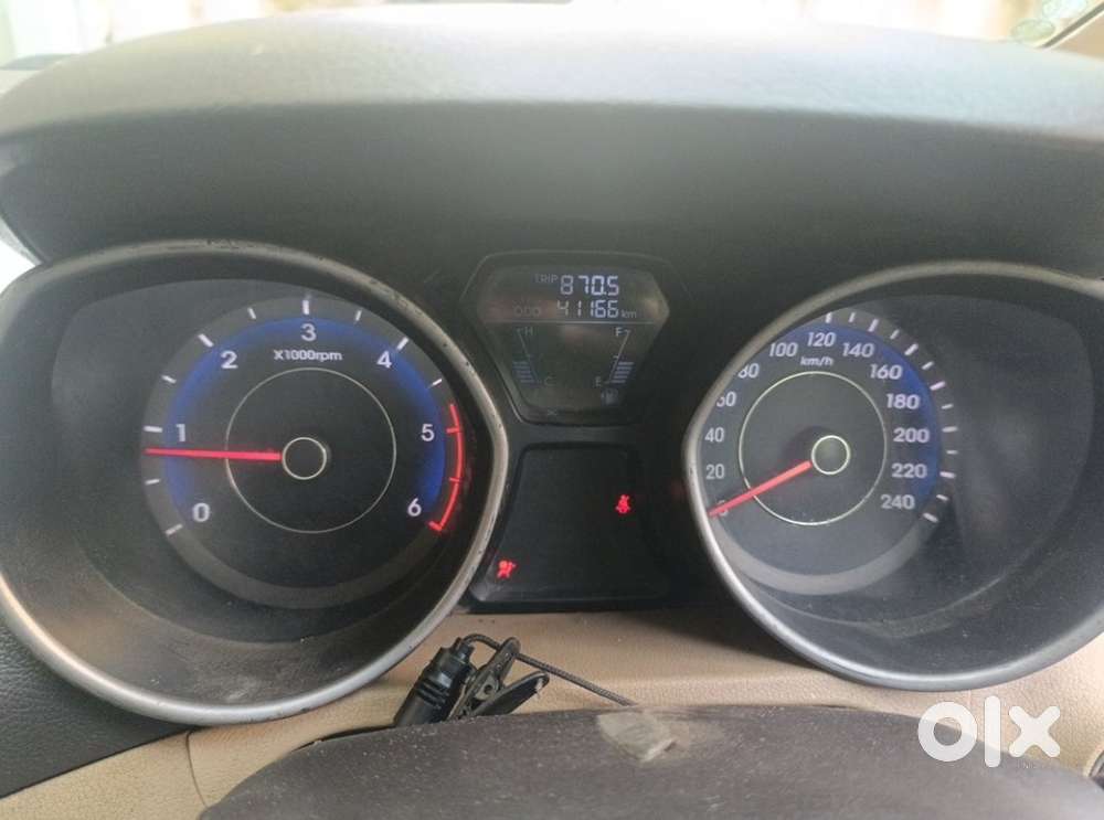 Hyundai New Elantra [2012-2015] 1.6 Sx Diesel Mt, 2013, Diesel