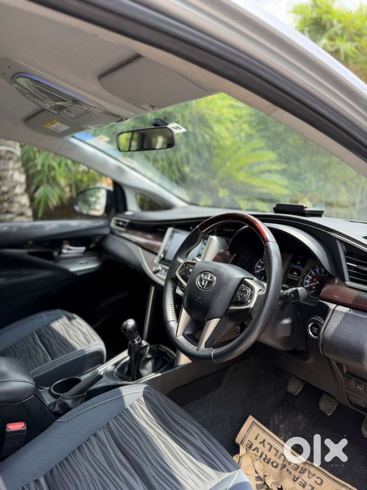 Toyota Innova Crysta [2020-ongoing] 2.7 Vx 7 Str, 2022, Petrol