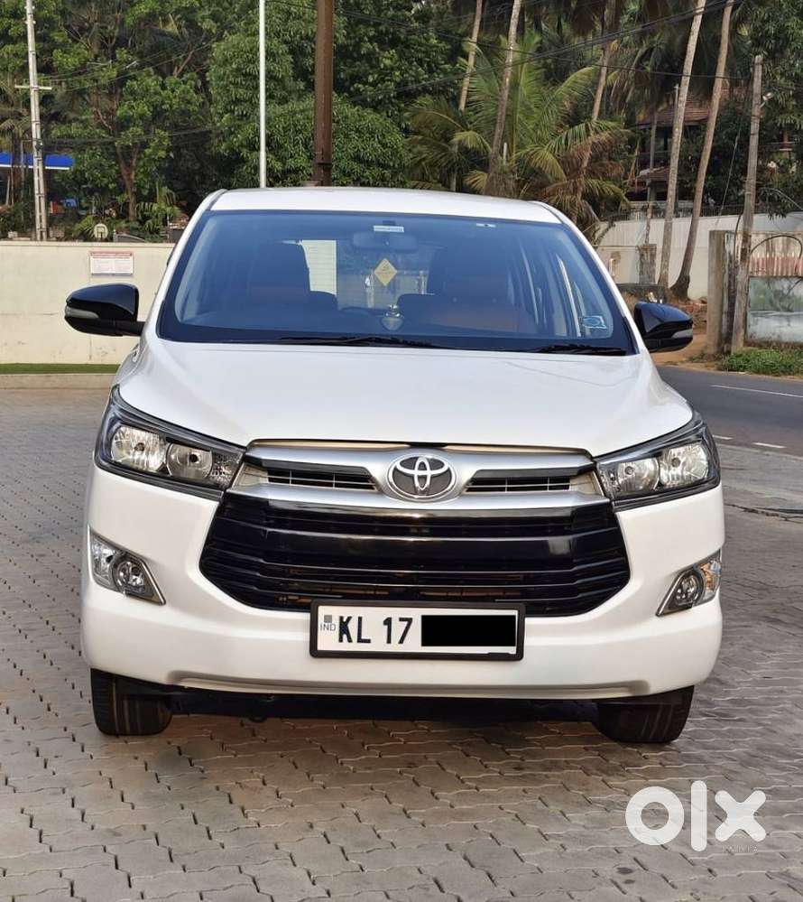 Toyota Innova Crysta 2.4 Gx Mt 8s, 2016, Diesel