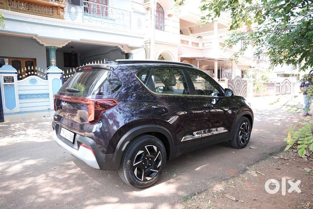 Kia Sonet 2025 Petrol Well Maintained