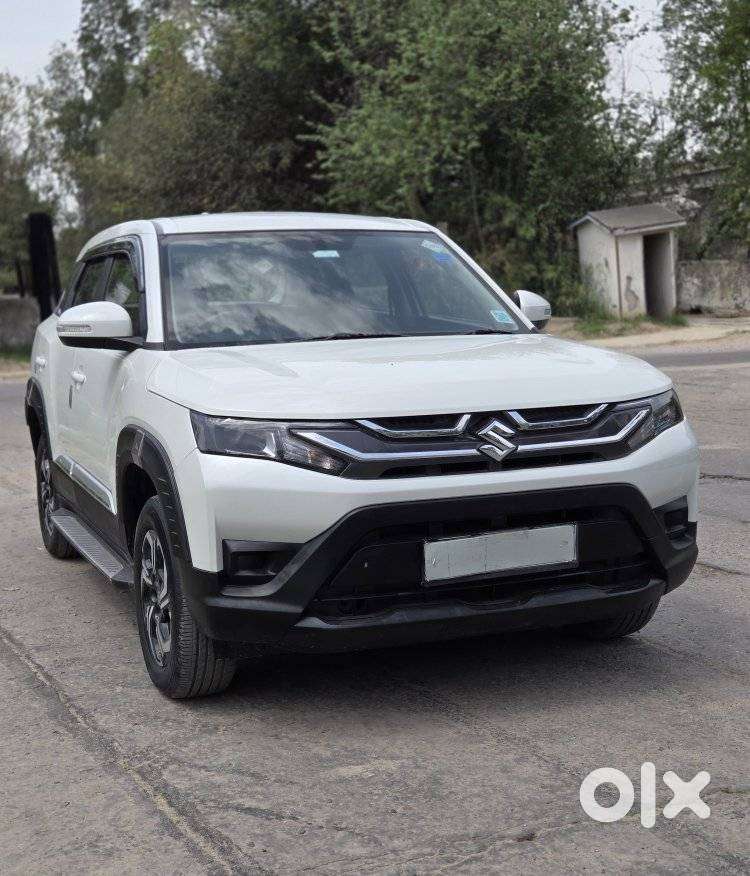 Maruti Suzuki Brezza 1.5 Lxi Cng, 2024, Cng & Hybrids