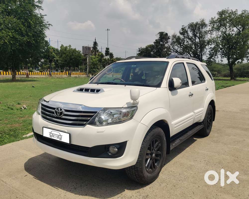 Toyota Fortuner 3.0 4x2 Mt, 2014, Diesel