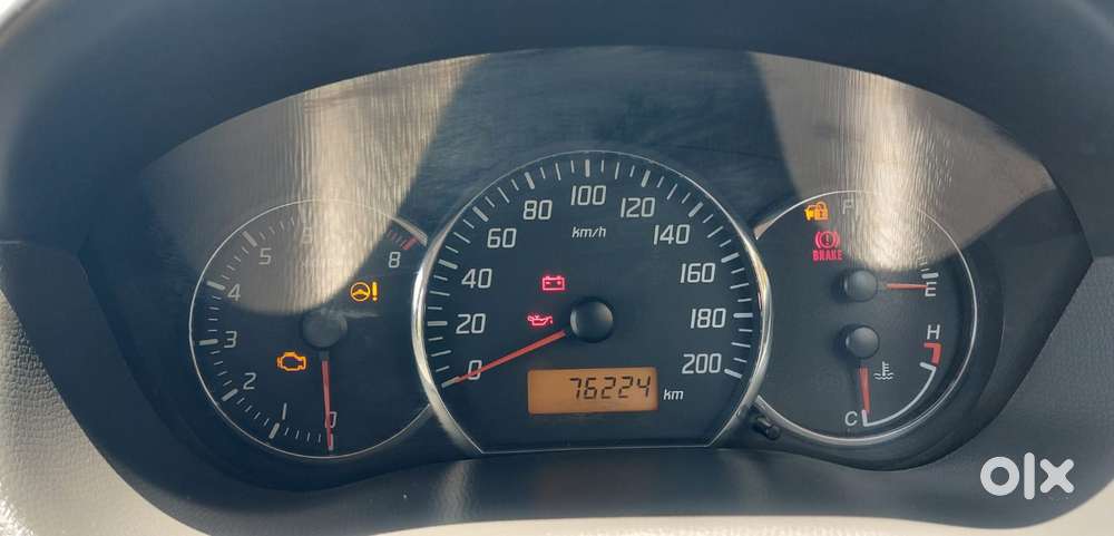 Maruti Suzuki Swift Dzire Vxi Optional, 2010, Petrol