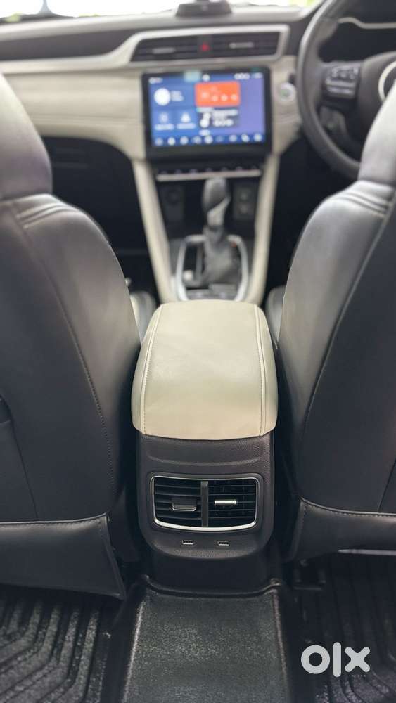 Mg Astor 1.5 Sharp(o) Cvt Ivory, 2024, Petrol