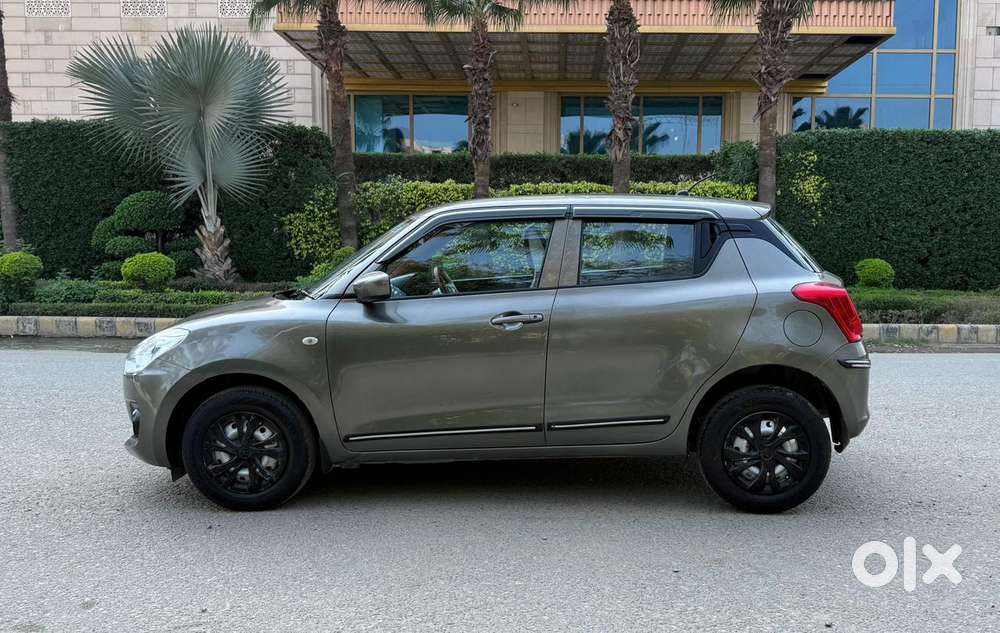 Maruti Suzuki Swift Lxi Option, 2022, Petrol