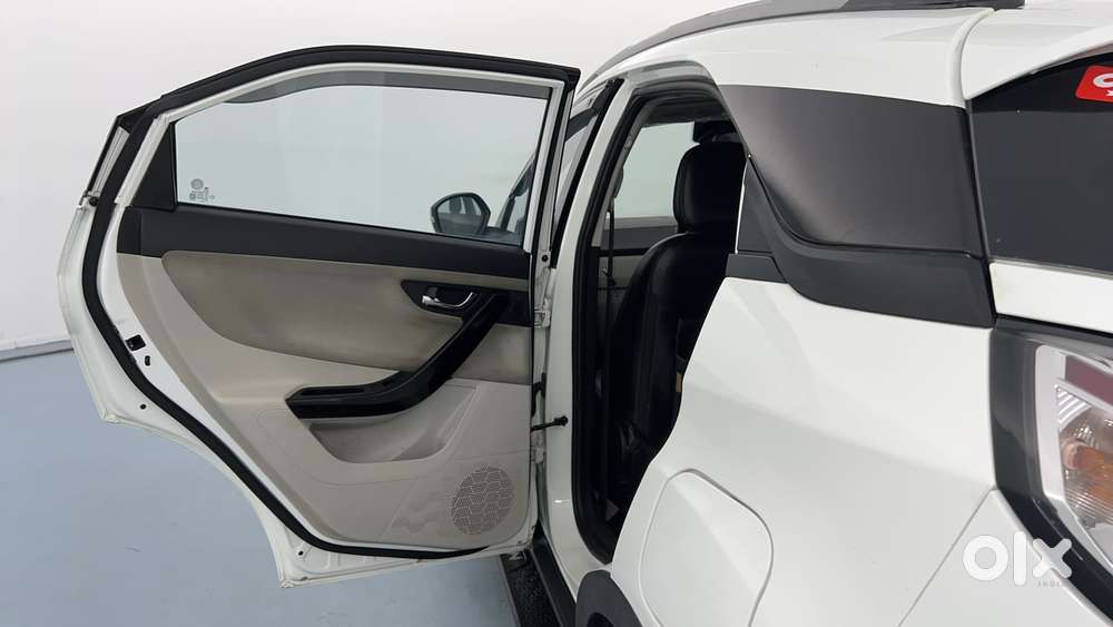 Tata Nexon 1.2 Revotron Xza Plus Hs, 2022, Petrol