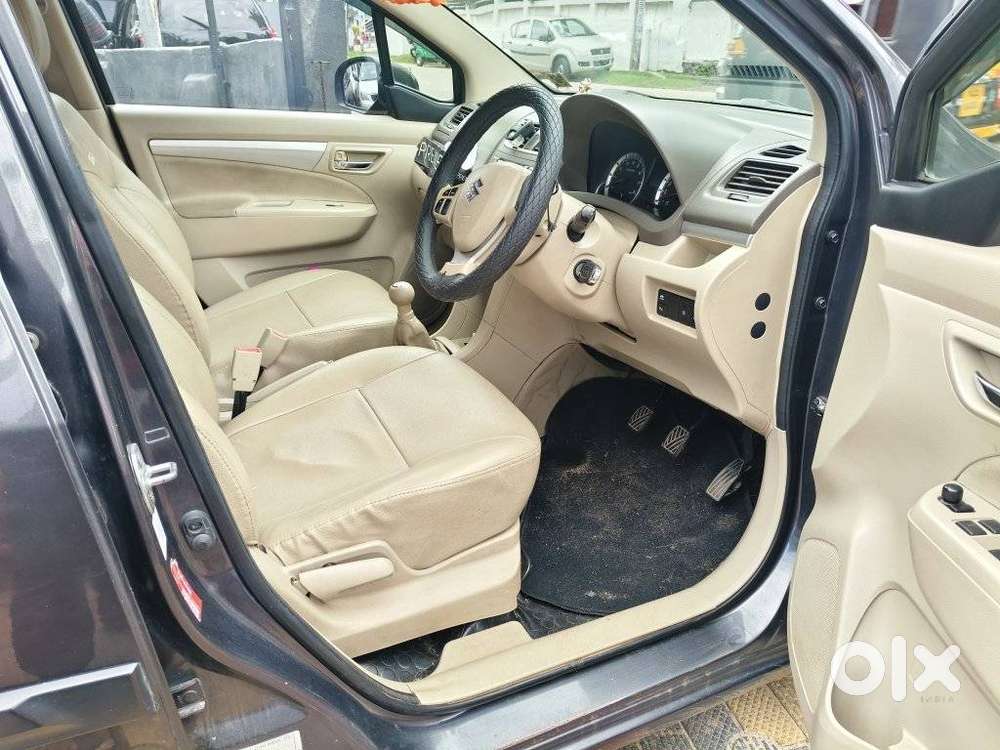 Maruti Suzuki Ertiga Vxi Abs Bs Iv, 2017, Petrol