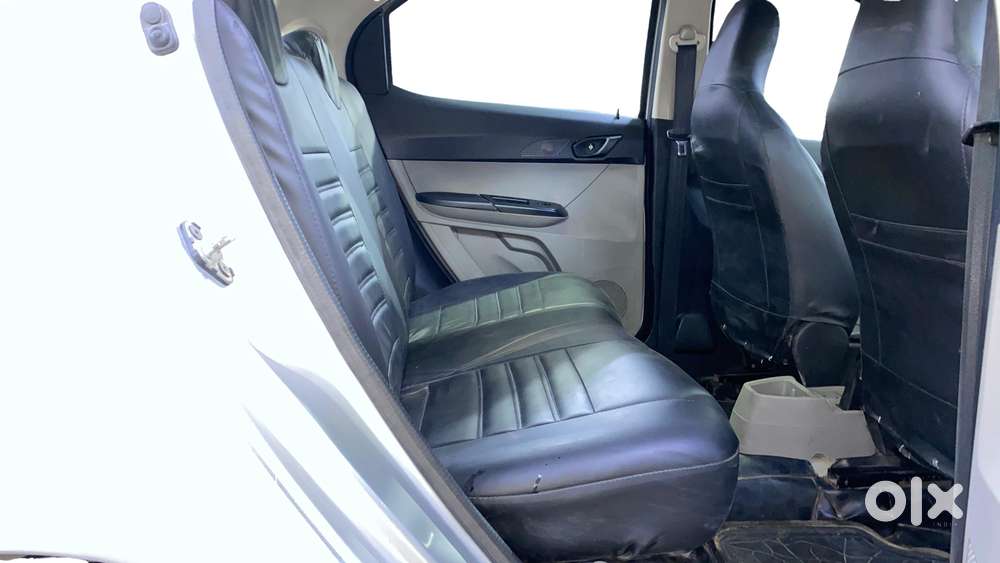 Tata Tiago 1.2 Revotron Xm, 2016, Petrol