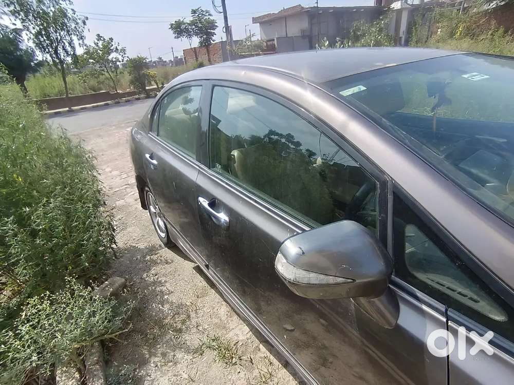 Honda Civic 2011 Petrol And Cng On Paper 105000 Km Driven