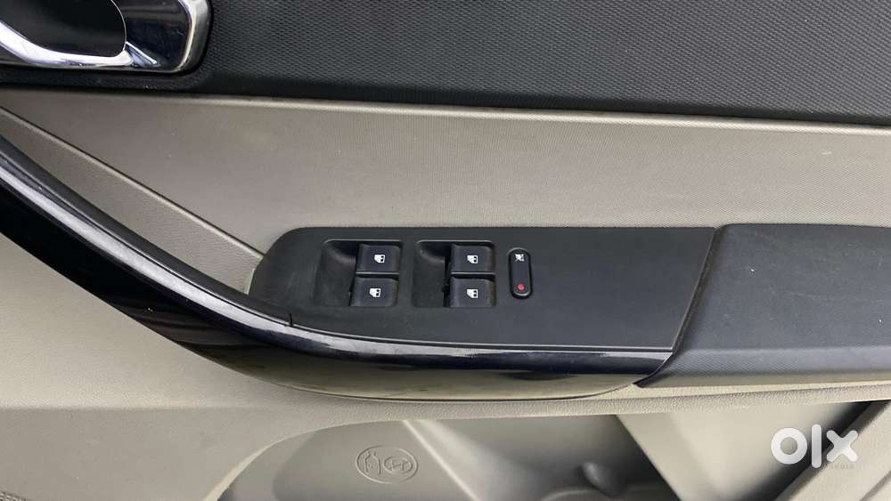 Tata Tiago 1.2 Revotron Xz, 2017, Petrol