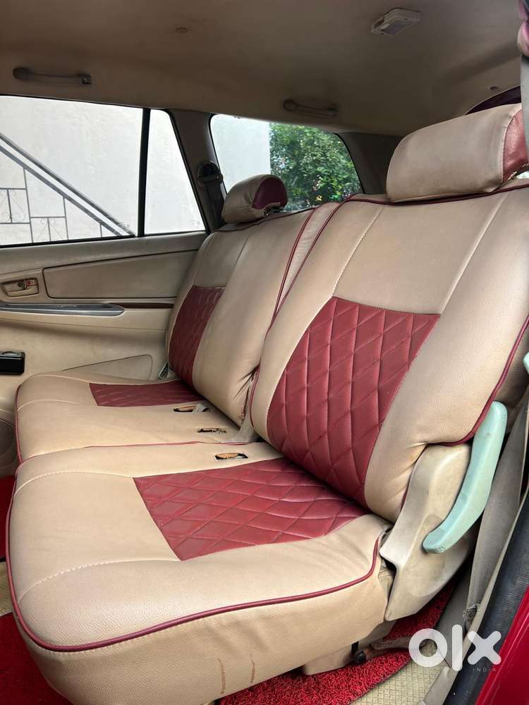 Toyota Innova 2.5 G (diesel) 8 Seater, 2005, Diesel