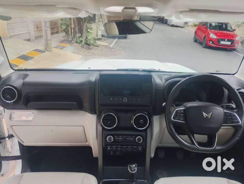 Mahindra Thar Roxx Ax7 L Diesel Mt 2wd, 2024, Diesel