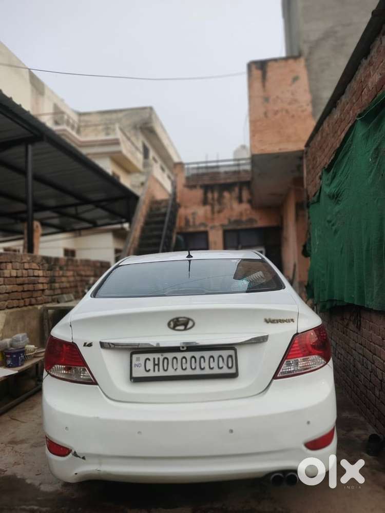 Hyundai Fluidic Verna 2011 Model