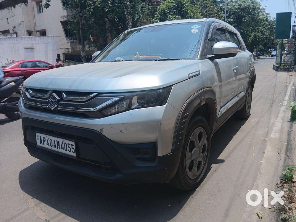 Maruti Suzuki Brezza 1.5 Vxi Cng, 2023, Cng & Hybrids