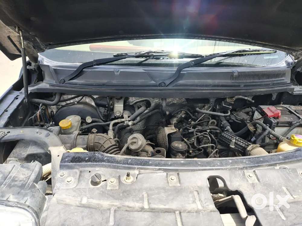 Mahindra Tuv 300 2018