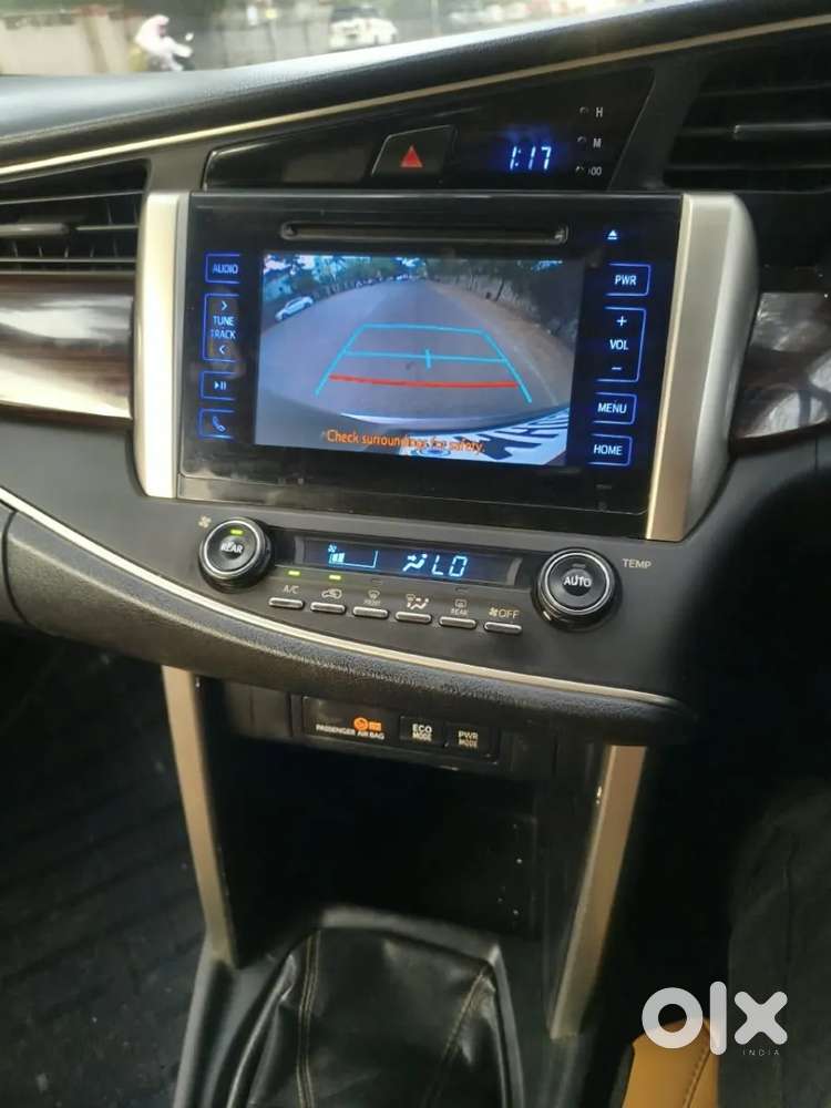Toyota Innova Crysta 2.4 V 7 Str, 2016, Diesel