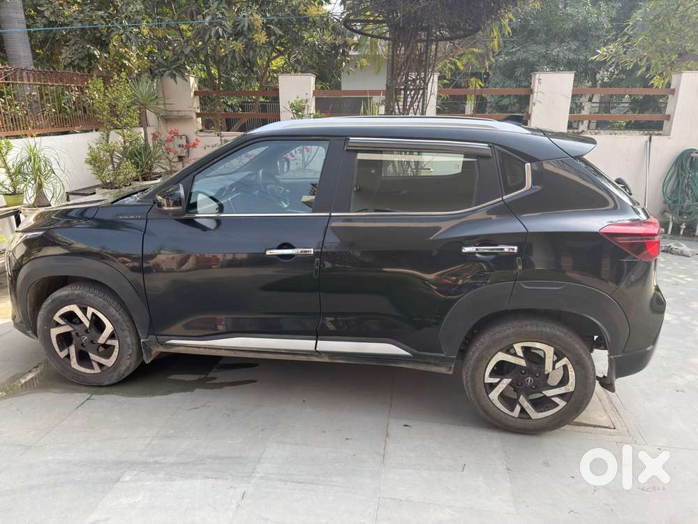 Nissan Magnite 2022 Petrol 8800 Km Driven