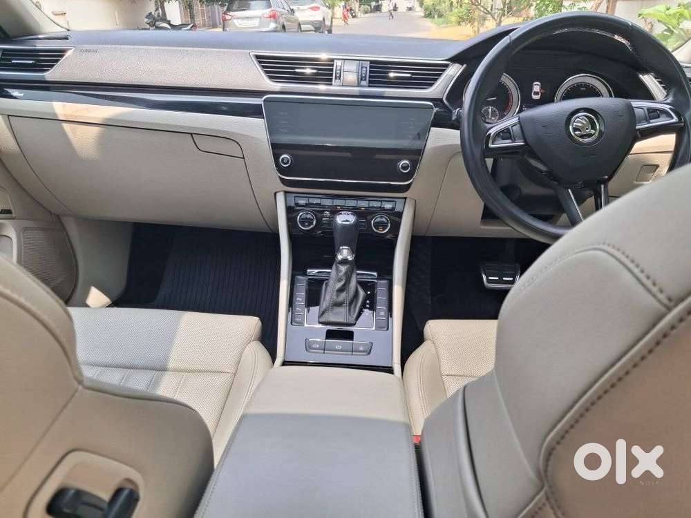 Skoda Superb Lk 1.8 Tsi At, 2020, Petrol
