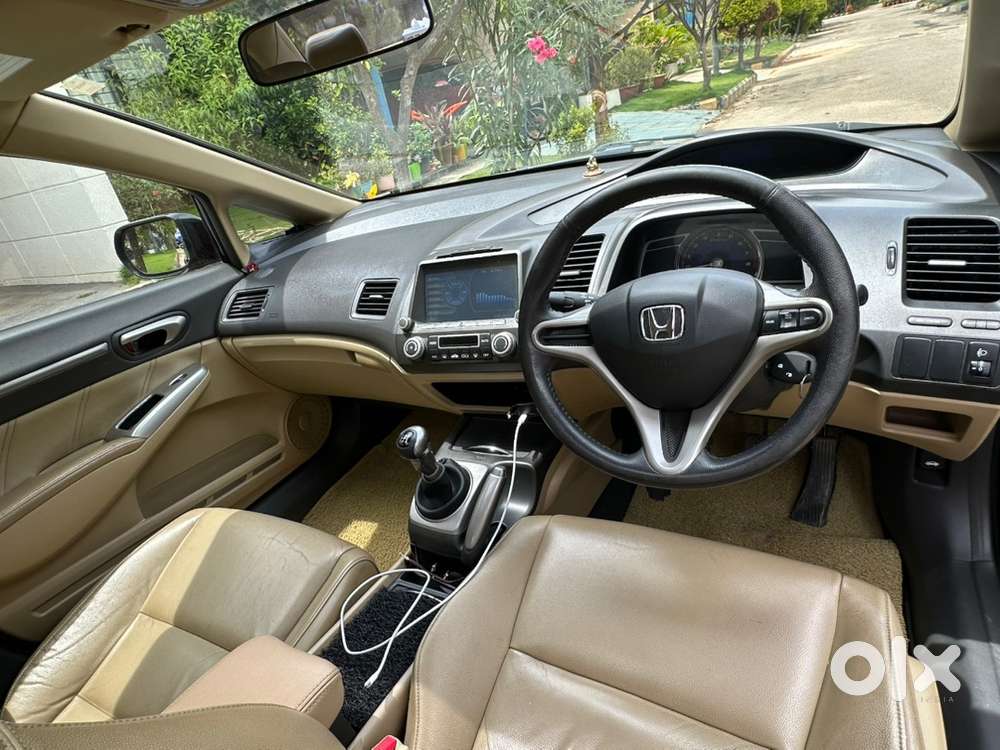 Honda Civic 1.8 V Mt Sunroof | Limited Edition | Immaculate