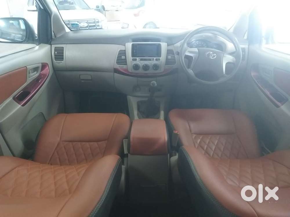 Toyota Innova 2.5 G (diesel) 8 Seater, 2014, Diesel