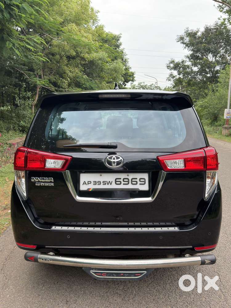 Toyota Innova Crysta 2.4 Gx Limited Edition 7 Str, 2023, Diesel