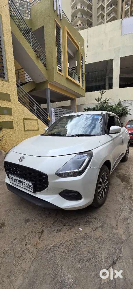 Maruti Suzuki Swift Vxi 2025