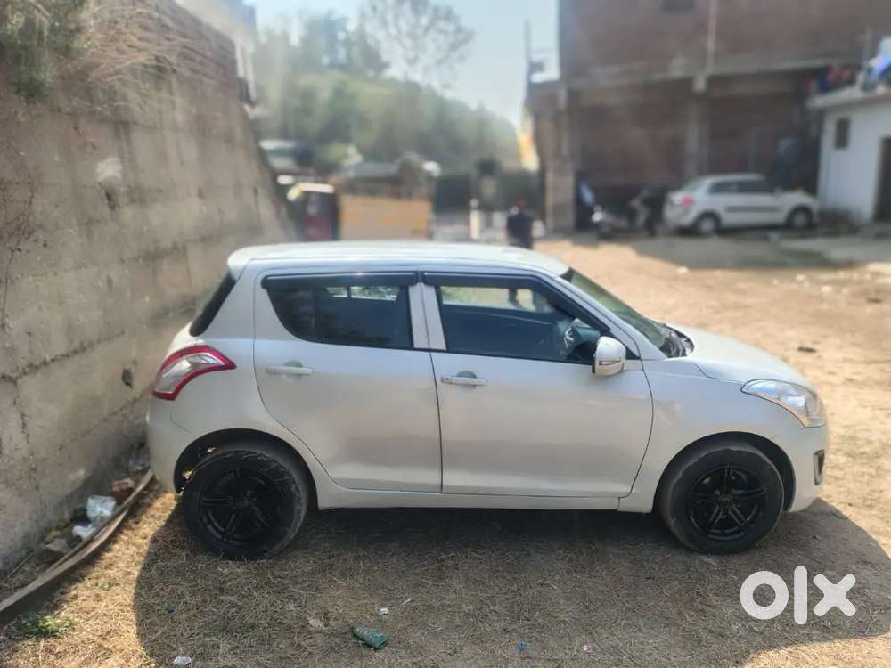 Maruti Suzuki Swift 2014 Petrol 82000 Km Driven
