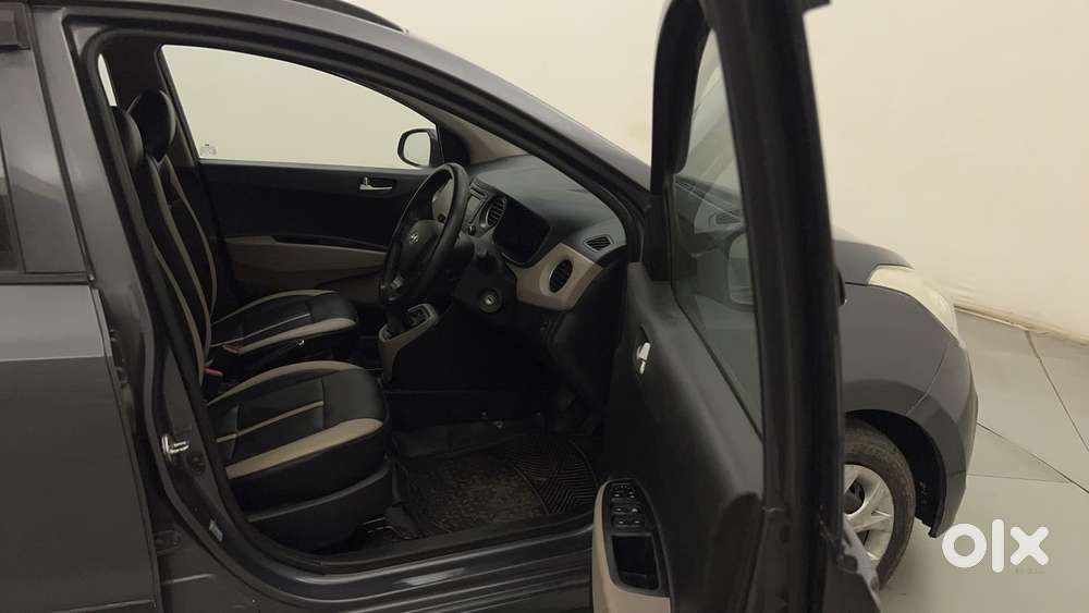 Hyundai Grand I10 Sportz 1.2 Kappa Vtvt, 2015, Petrol