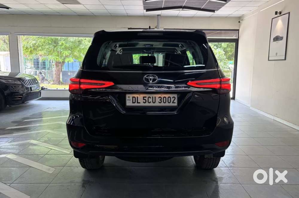 Toyota Fortuner 4x2 At 2.7 Petrol, 2022, Petrol