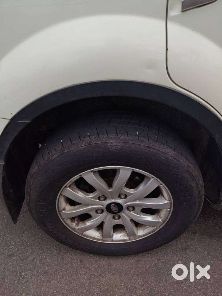 Mahindra Xuv500 2.2 W10, 2015, Diesel