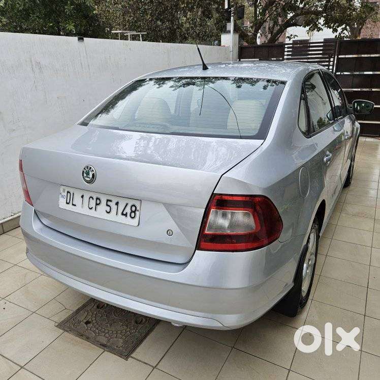 Skoda Rapid 2013-2016 1.6 Mpi At Elegance, 2013, Petrol