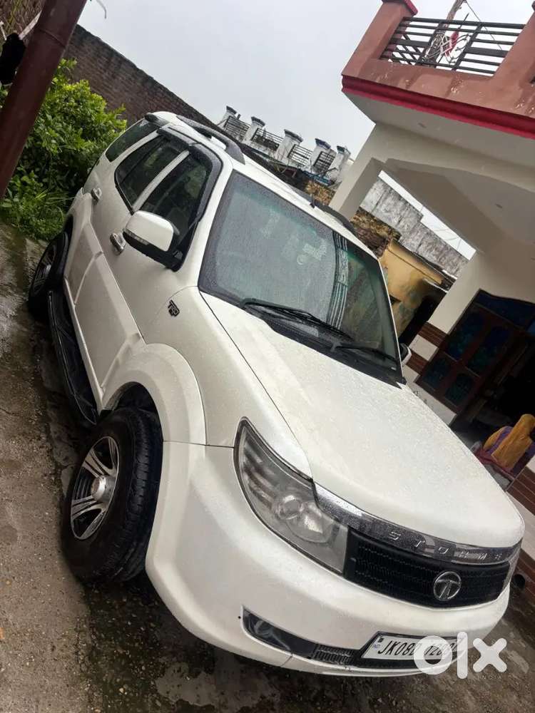 Tata Safari Storme 2014 Diesel Car