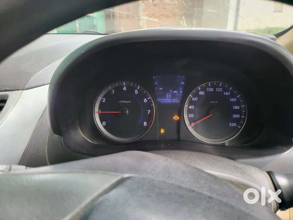 Hyundai Verna Vtvt 2011