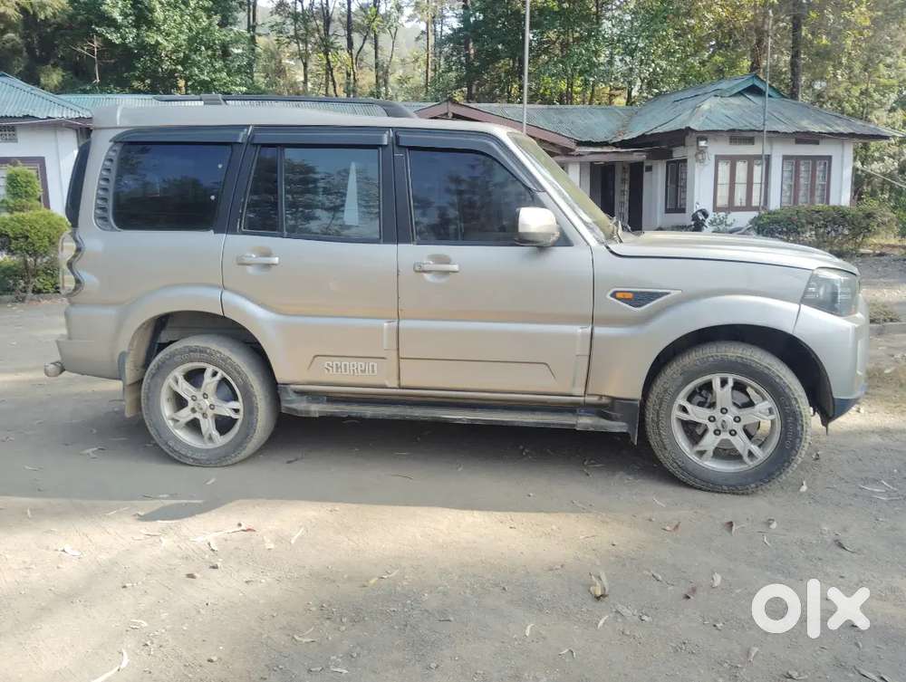 Mahindra Scorpio 2015